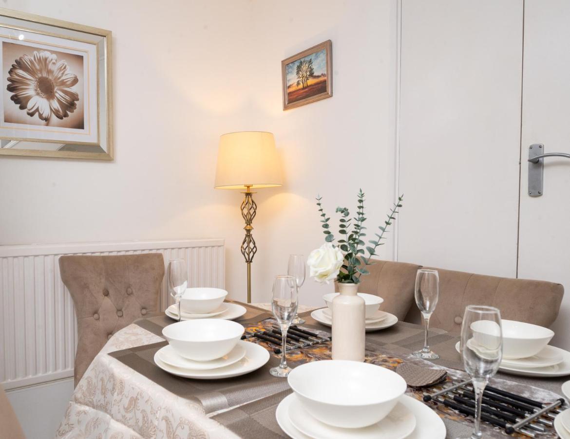 Spacious House Near Kings Cross Villa ลอนดอน ภายนอก รูปภาพ