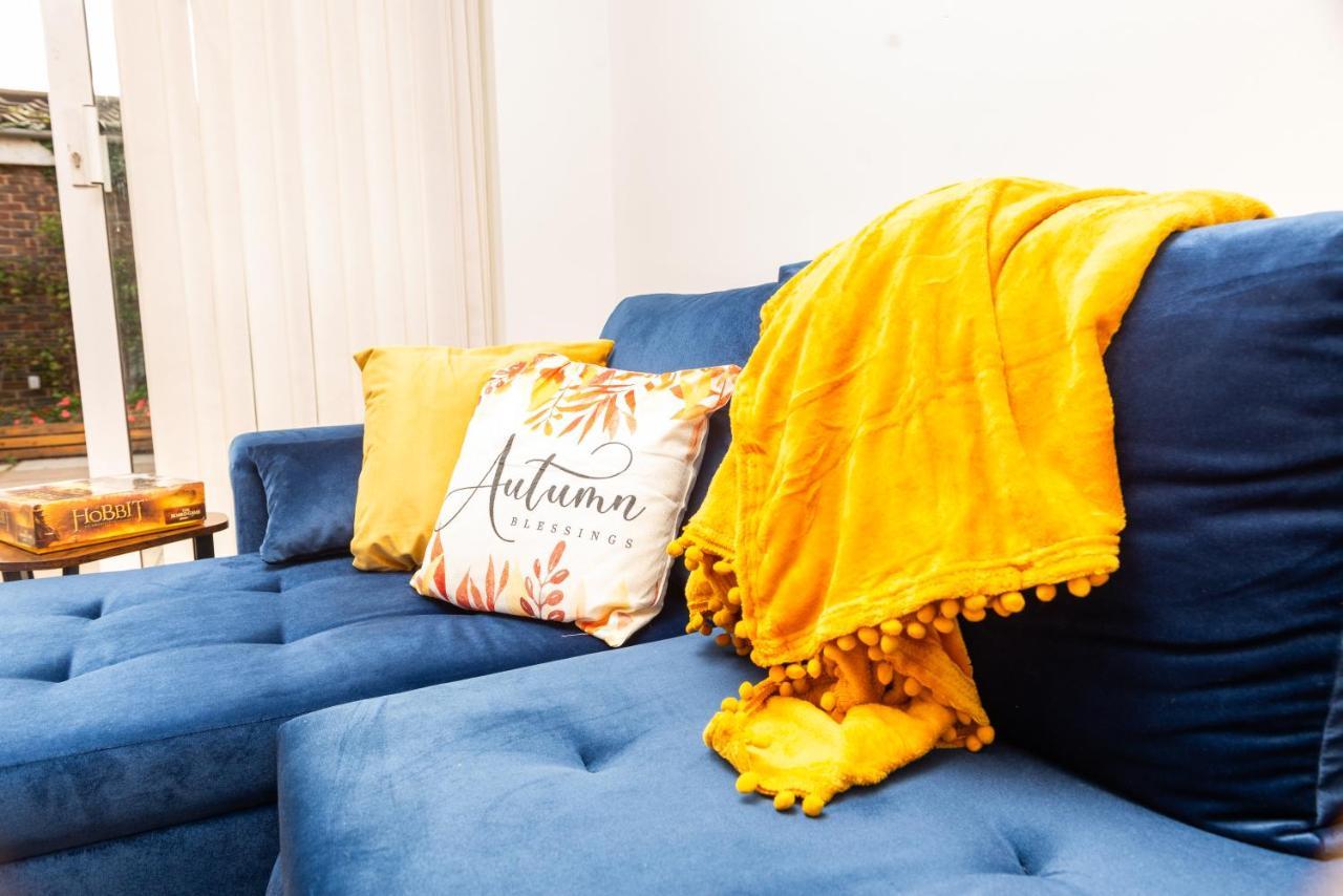 Spacious House Near Kings Cross Villa ลอนดอน ภายนอก รูปภาพ